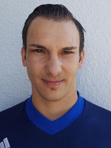 Avatar Bild für Adrian Dachi